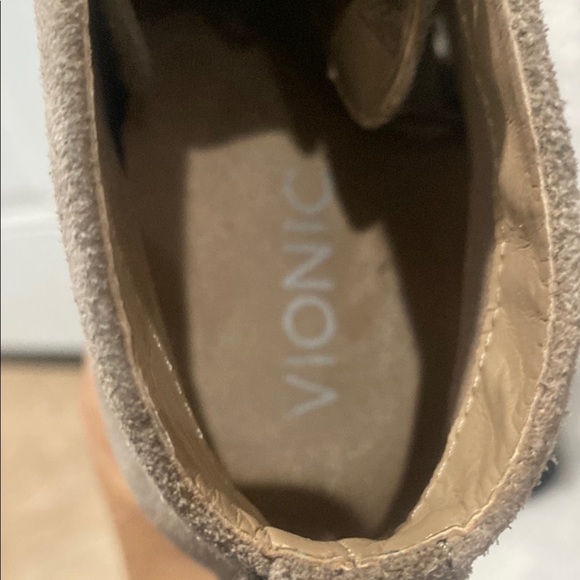 COPY - Vionic Suede Lace - Up Booties Size 6.5 Orthopedic Comfort - Picture 6 of 6